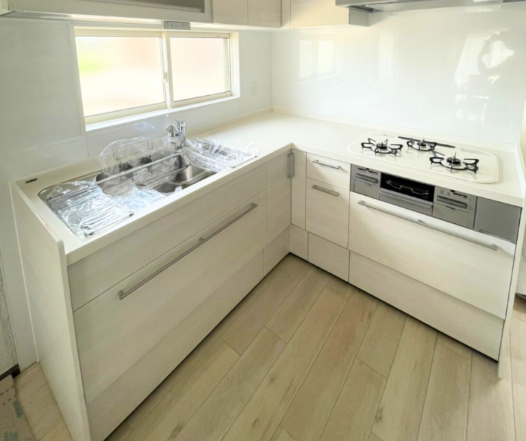 L型キッチンリフォームの魅力とは？費用や収納術、事例で成功のポイントを紹介 - thankdesign